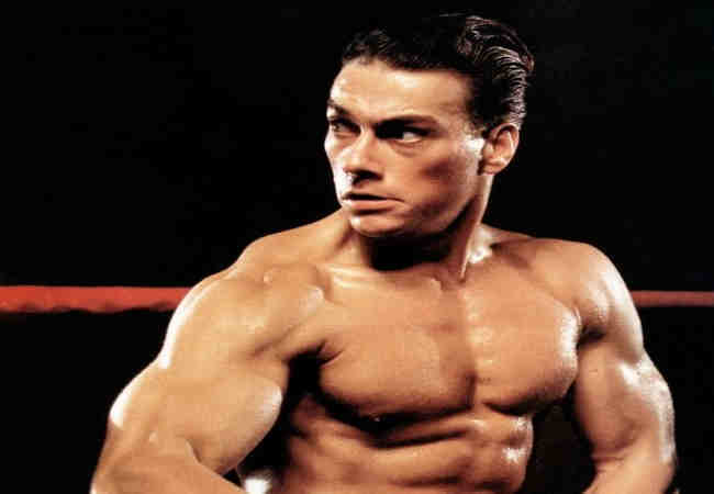 Jean Claude van Damme'nin kızı sosyal medyayı havaya uçurdu