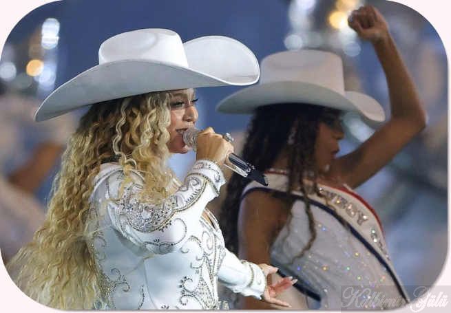 NFL Noel devre arası şovu: Beyoncé kızı Blue Ivy ile dans ediyor : Magazin Haberleri.