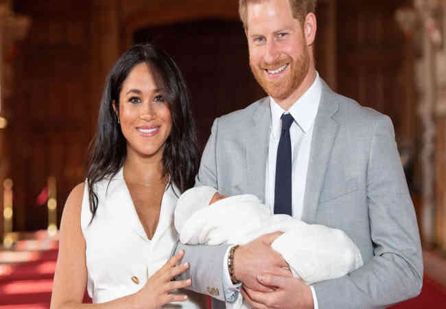 Meghan ve Prens Harry Seker Bebeyin ilk fotoğrafları