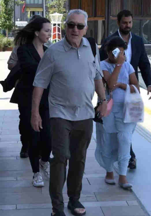 Robert De Niro İstanbul’da Boğaz keyfi yaptı! Magazin Haberleri