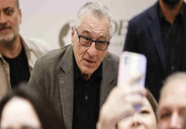 Robert De Niro İstanbul’da Boğaz keyfi yaptı! Magazin Haberleri