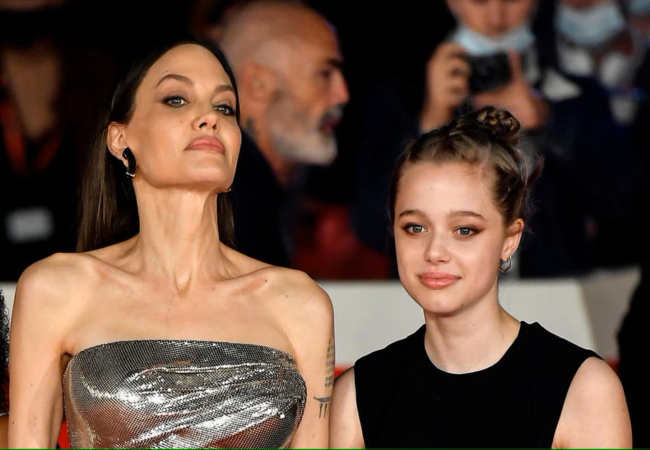 Shiloh Jolie Pitt, annesi Angelina'yı terk edip babası Brad'in yanına taşındı!.
