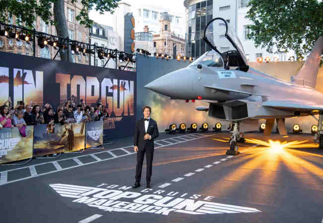 Tom Cruise film çekmek için Yakında uzaya gidecek mi?